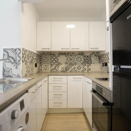 Acapulco Playa Centro Con Piscina Y Parking * Nerja