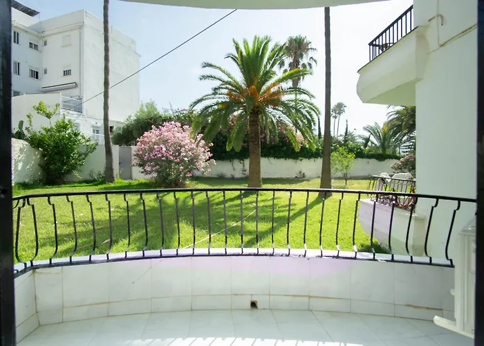 Acapulco Playa Centro Con Piscina Y Parking Nerja